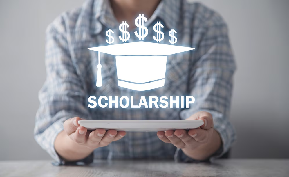 Mindklass Scholarship